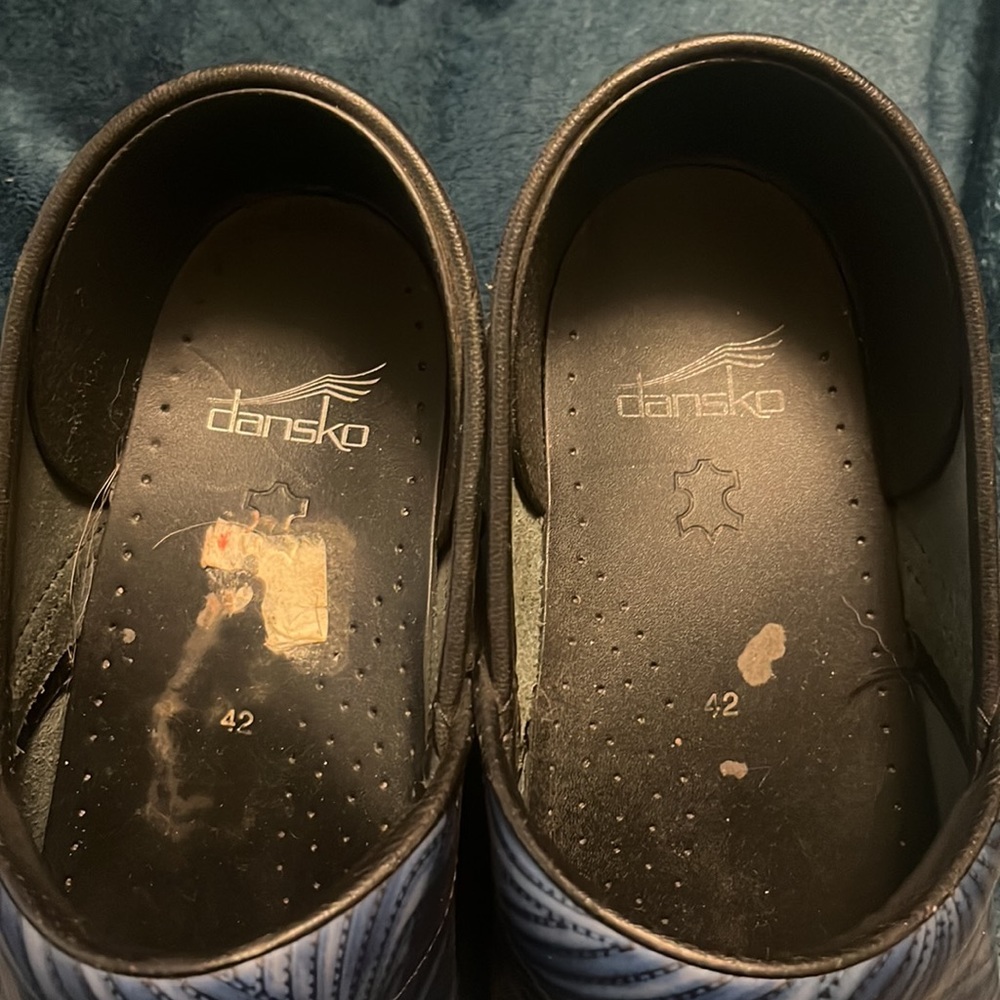 Dansko Size 42 Clogs In Blue Swirl Pattern - image 2